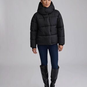 NVLT Unisex Cire Wonder Puffer Jacket Streetwear Style